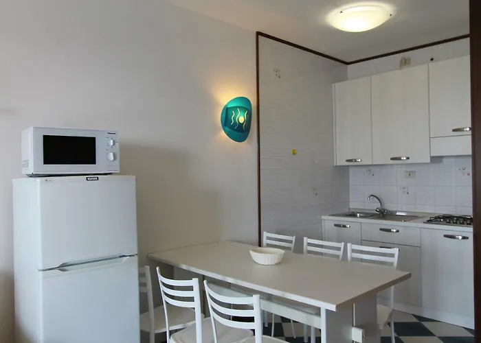 Flats Solarium 比比翁