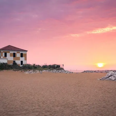 Flats Solarium Διαμέρισμα *